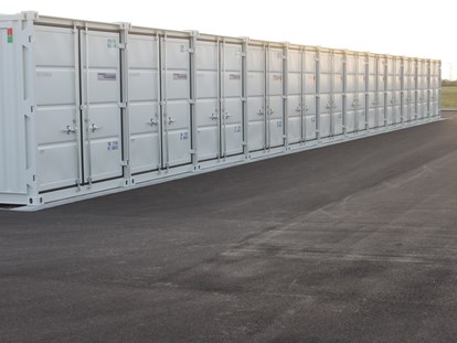Abstellplatz - geeignet für: Reisemobile - Lagercontainer 6 Meter Länge oder 3 Meter Länge - Mietgaragen & Freiflächen Neusiedl am See